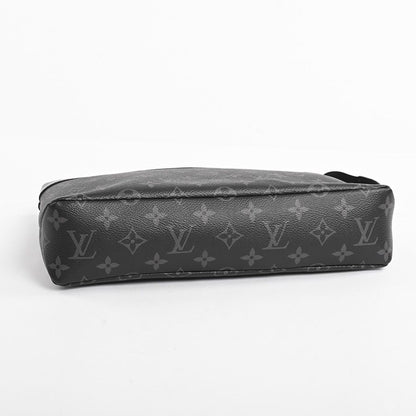 Louis Vuitton Clutch Pochette Voyage Souple — view 5