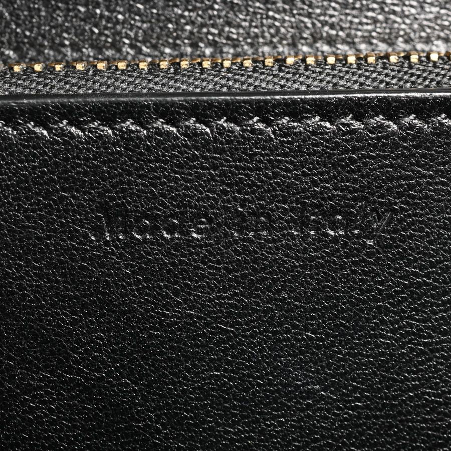 Celine Shoulder Bag Classic Box Medium — view 6