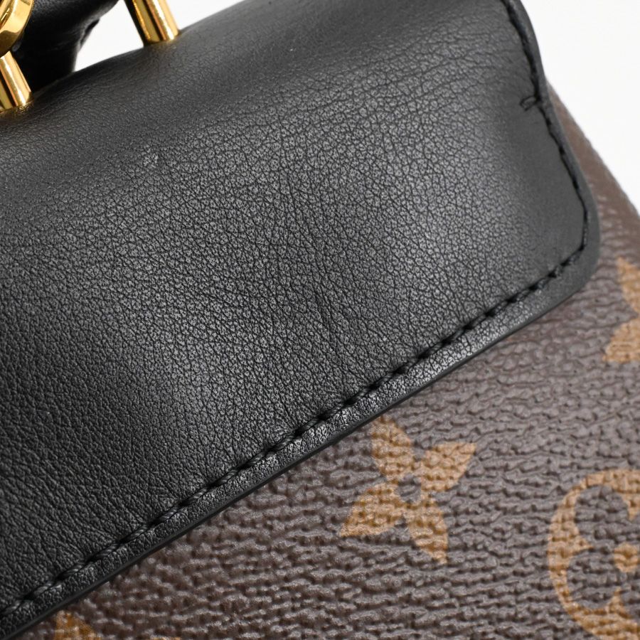 Louis Vuitton Handbag Locky BB — view 7