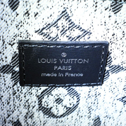 Louis Vuitton Tote on the Go — view 6