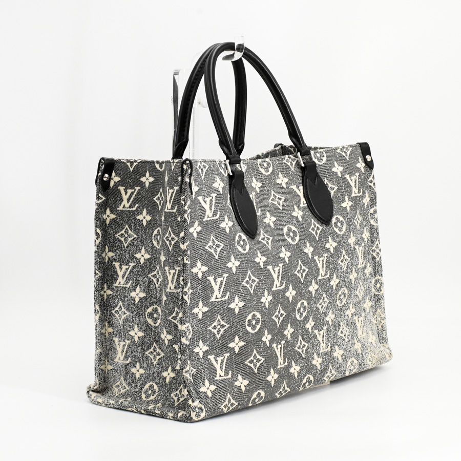 Louis Vuitton Tote on the Go — view 2