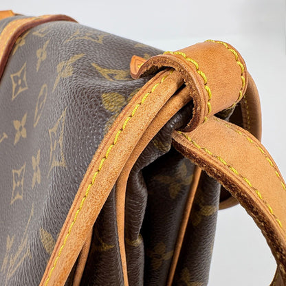 Louis Vuitton Saumur 30 Shoulder Bag Monogram Brown — view 5