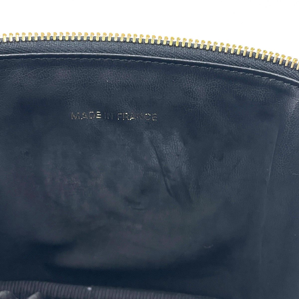 Chanel Makeup Pouch CC Logo Vanity Back Patent Leather Black — view 7
