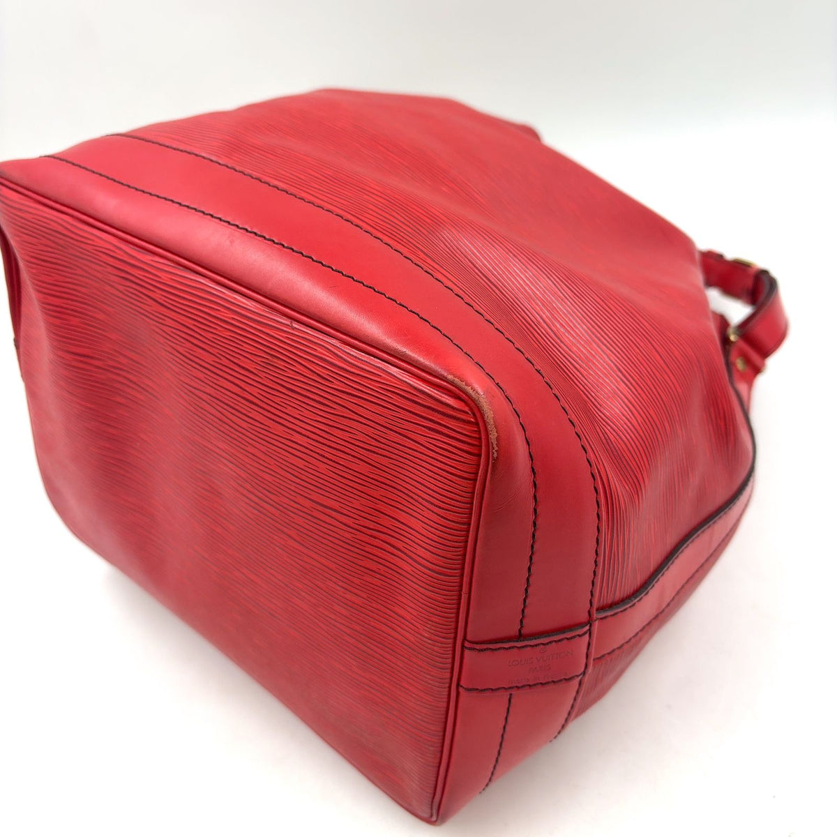 Louis Vuitton Noe Epi Castilian Red Leather Shoulder Bag Gold — view 7