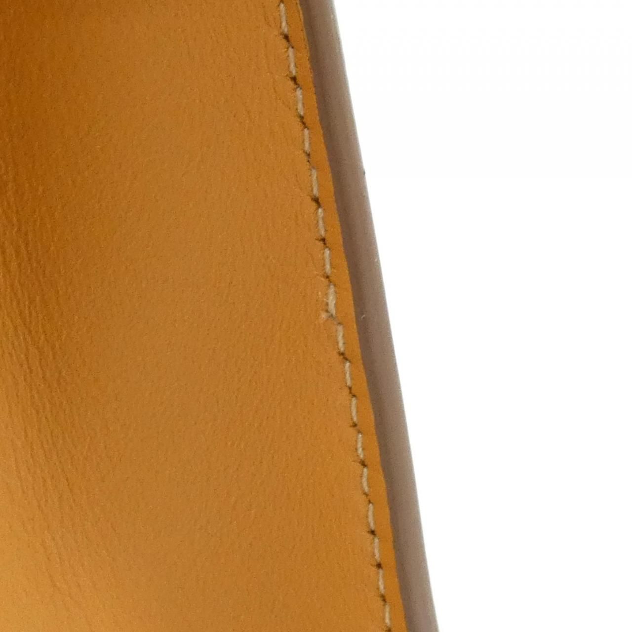Prada Shoulder Bag Gold — view 6