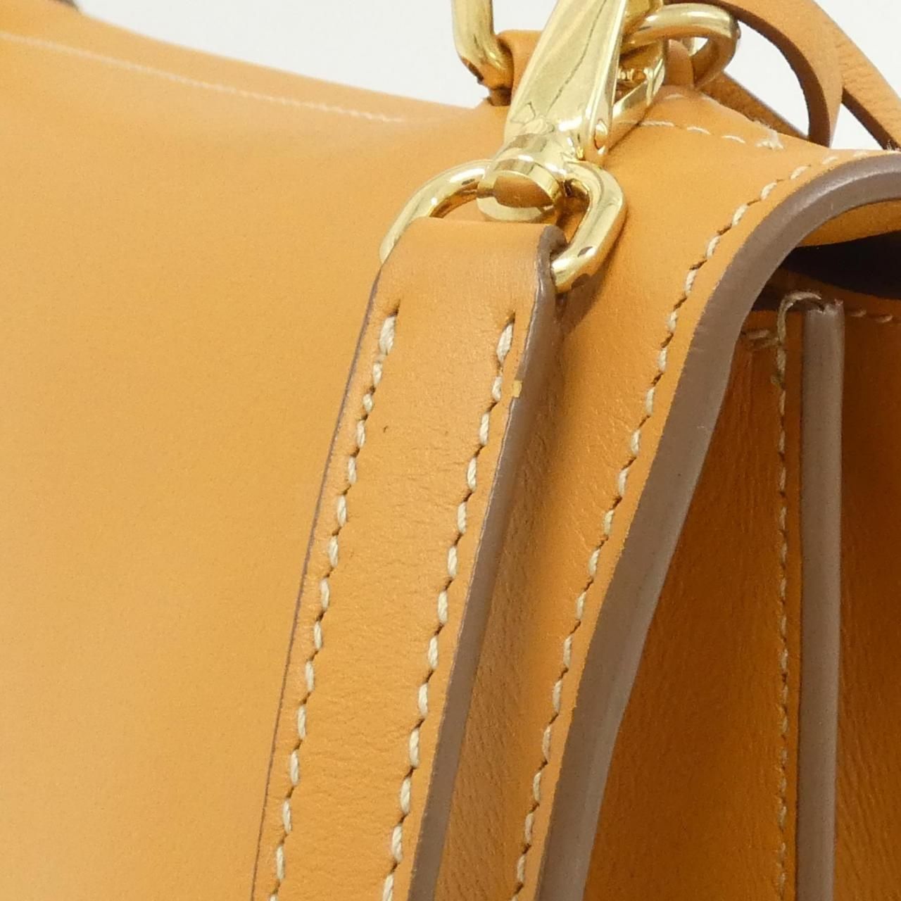 Prada Shoulder Bag Gold — view 7
