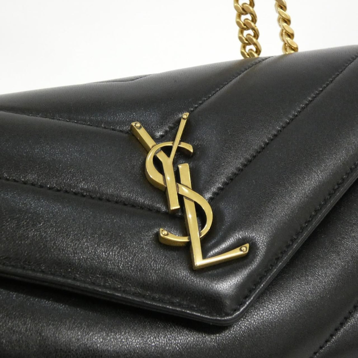 Saint Laurent Loulou Small Aaeax Shoulder Bag — view 4