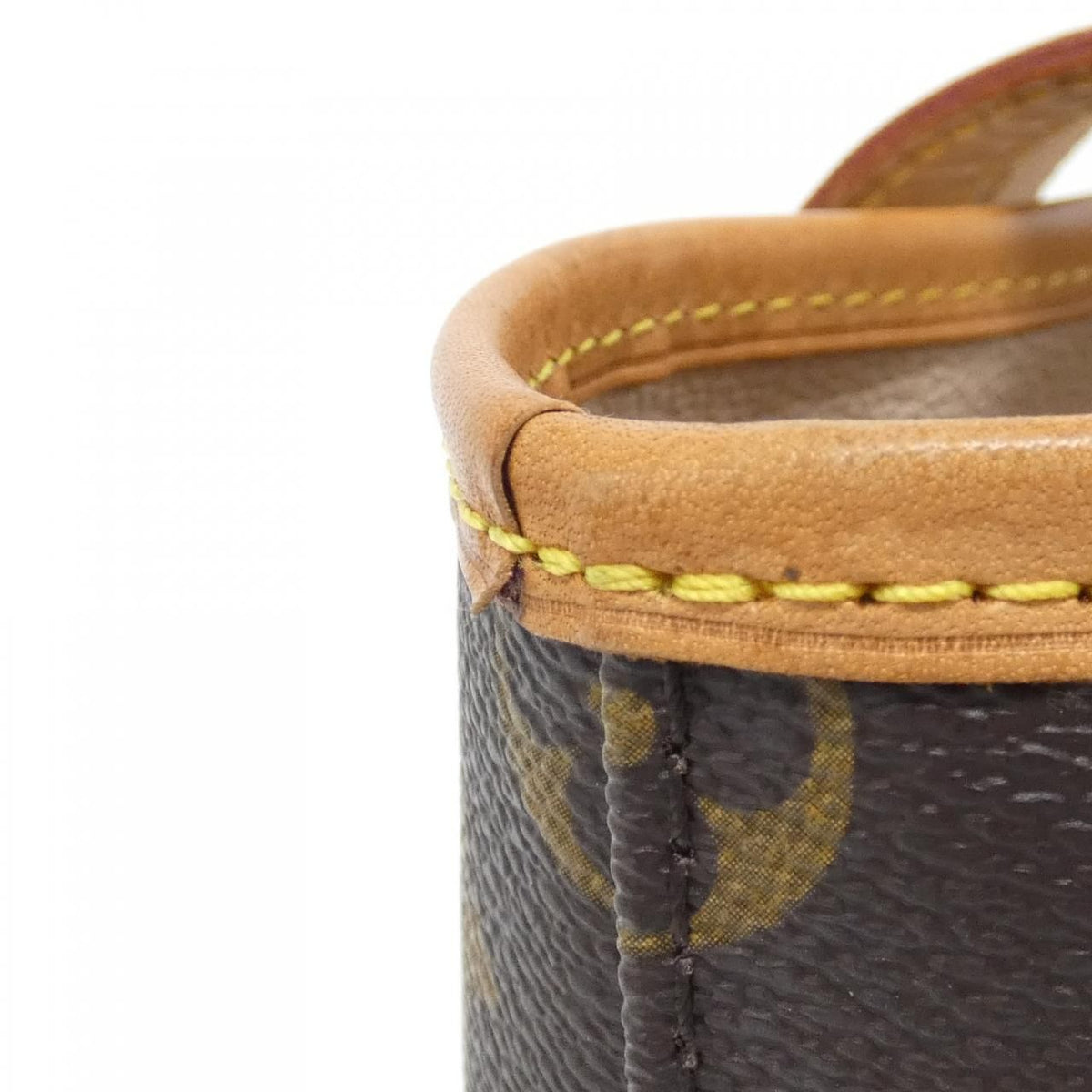 Louis Vuitton Monogram Bucket 27 Shoulder Bag — view 4