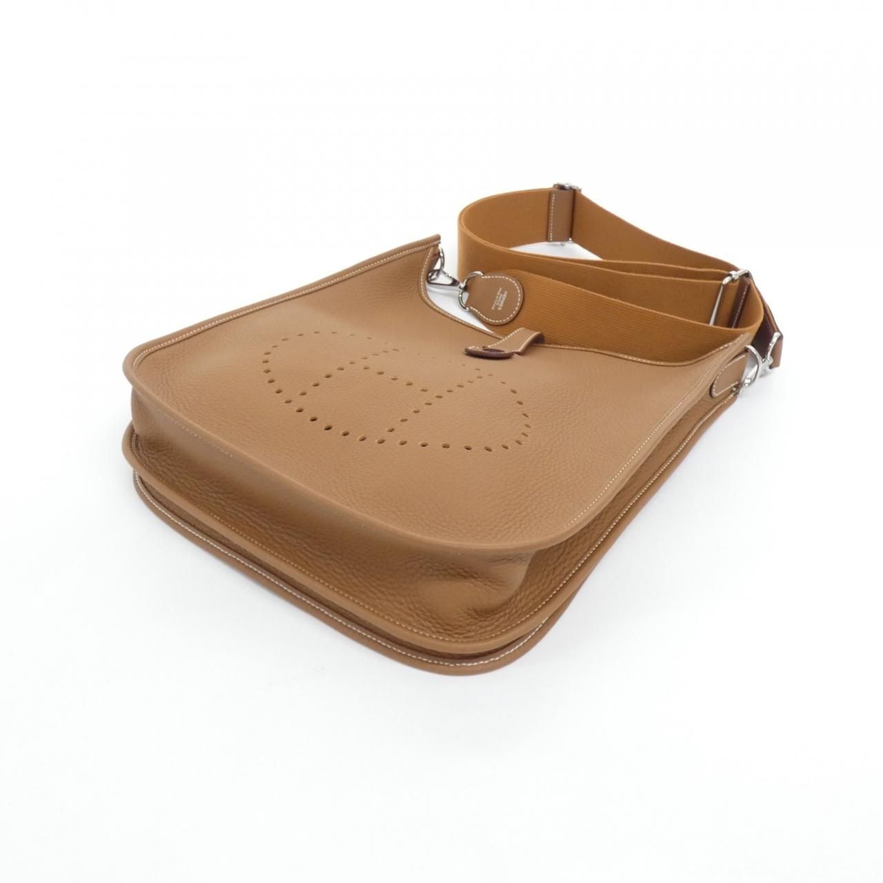 Hermes Evelyne 3 PM Shoulder Bag — view 3