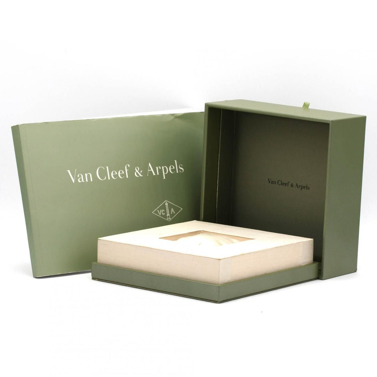 Van Cleef & Arpels Classic YG 2D YG Quartz Watch — view 7