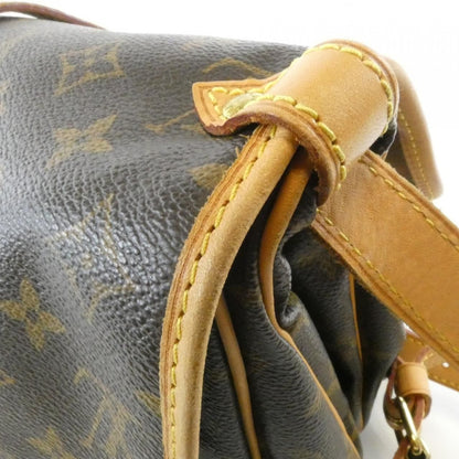 Louis Vuitton Monogram Saumur 30 Crossbody — view 5