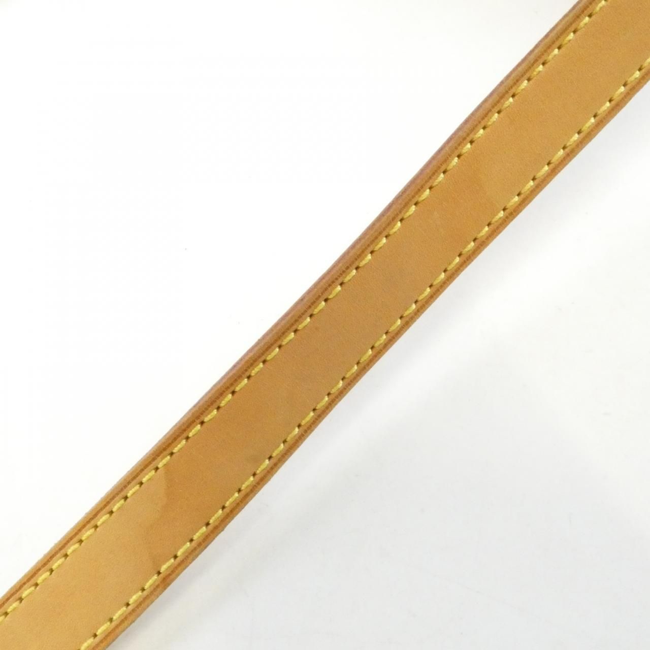 Louis Vuitton Monogram Saumur 30 Crossbody — view 6