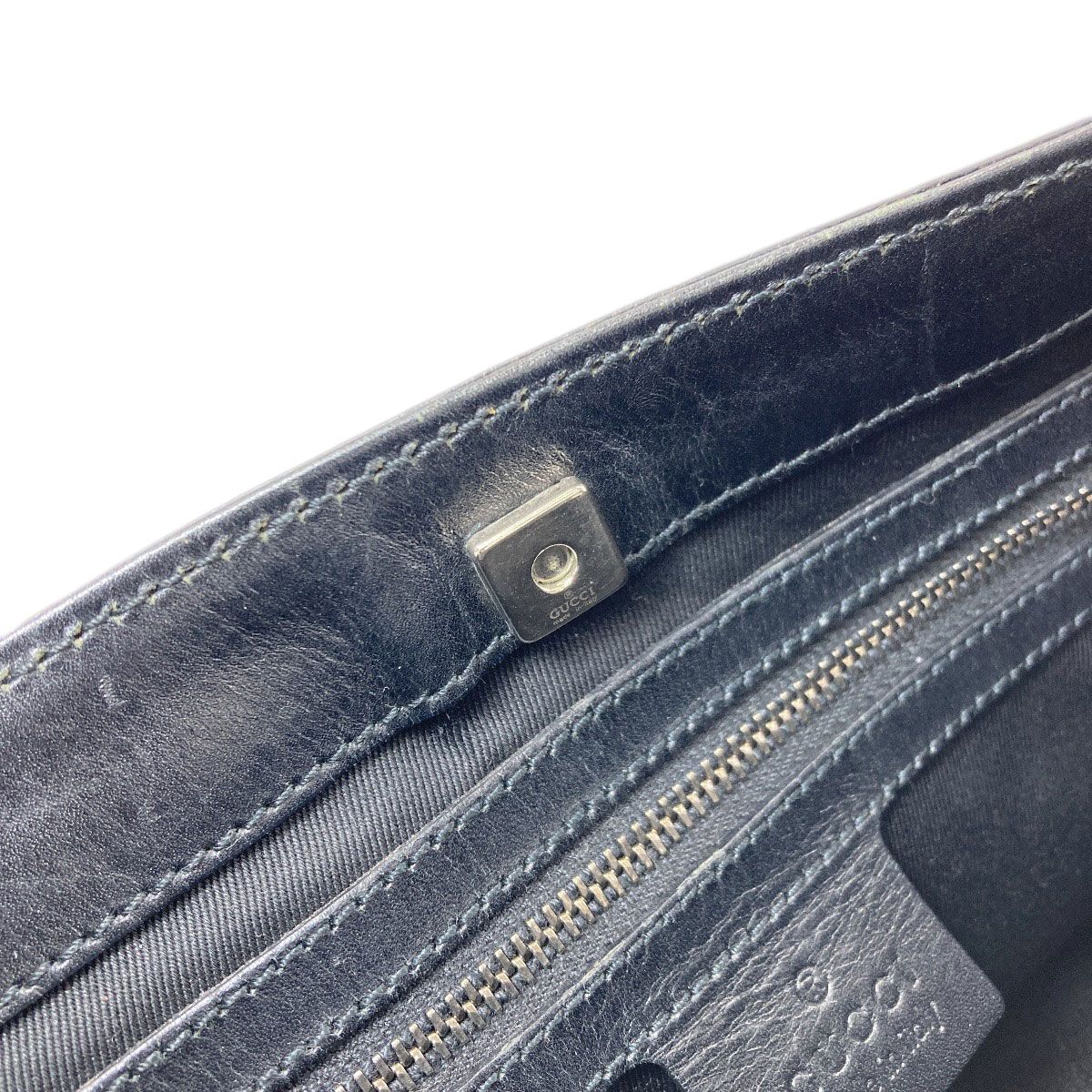 Gucci GG Shoulder Bag Canvas — view 7