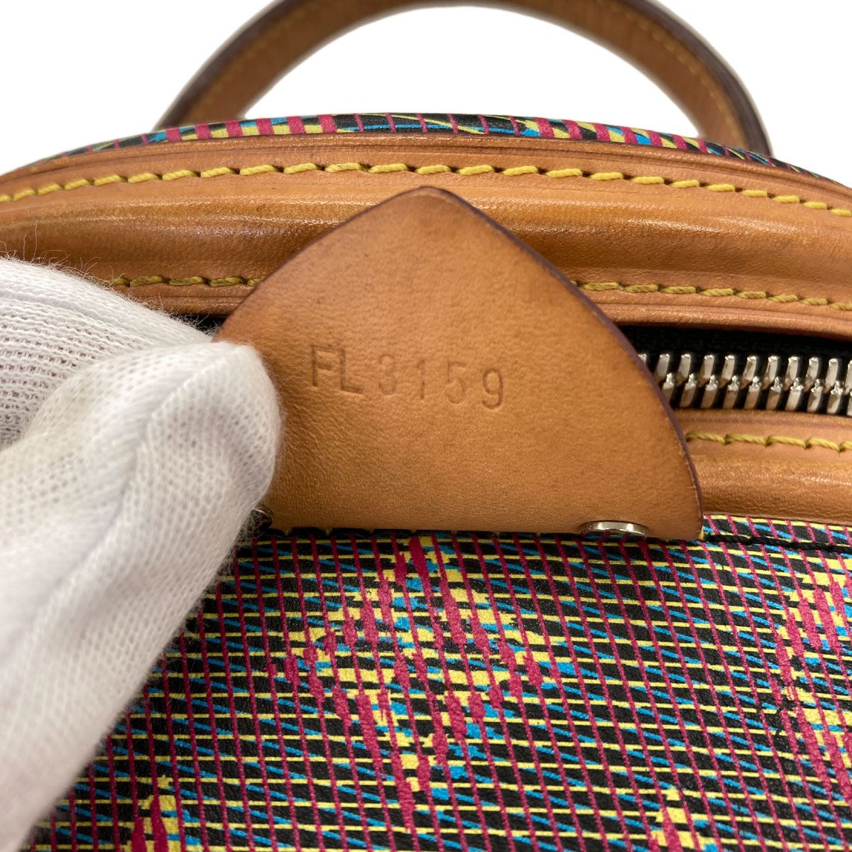 Louis Vuitton Cannes Handbag LV Pop — view 7