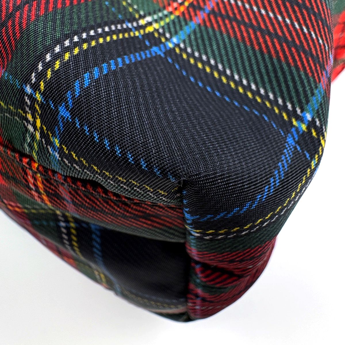 Prada Tote Plaid 2-Way Nylon Red Nero — view 3