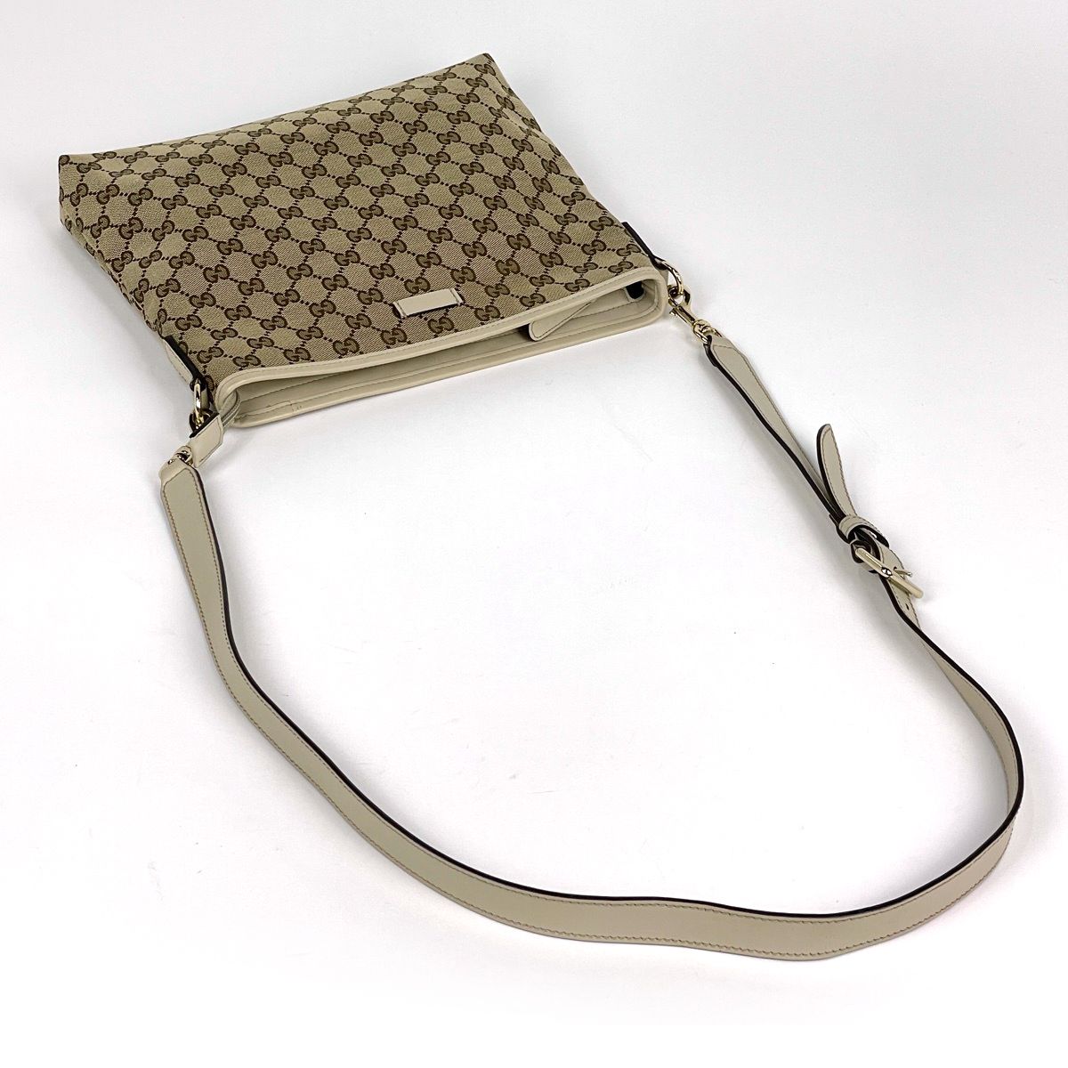 Gucci Shoulder Bag GG Pattern Canvas Beige — view 6