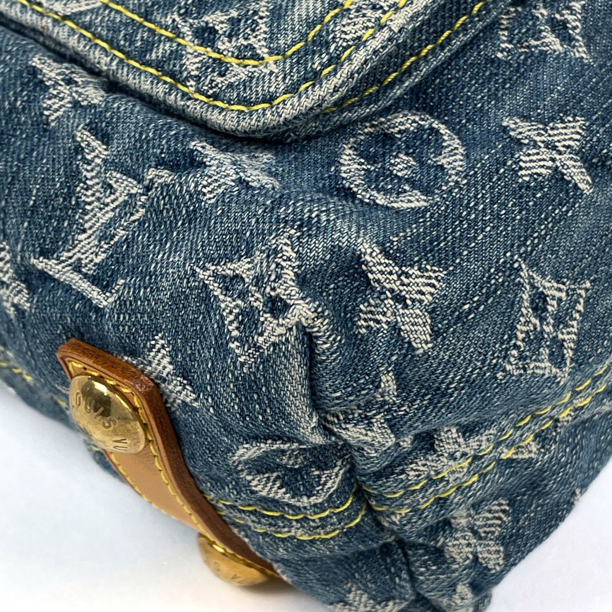 Louis Vuitton Baggy GM Shoulder Bag Monogram Denim Blue — view 3