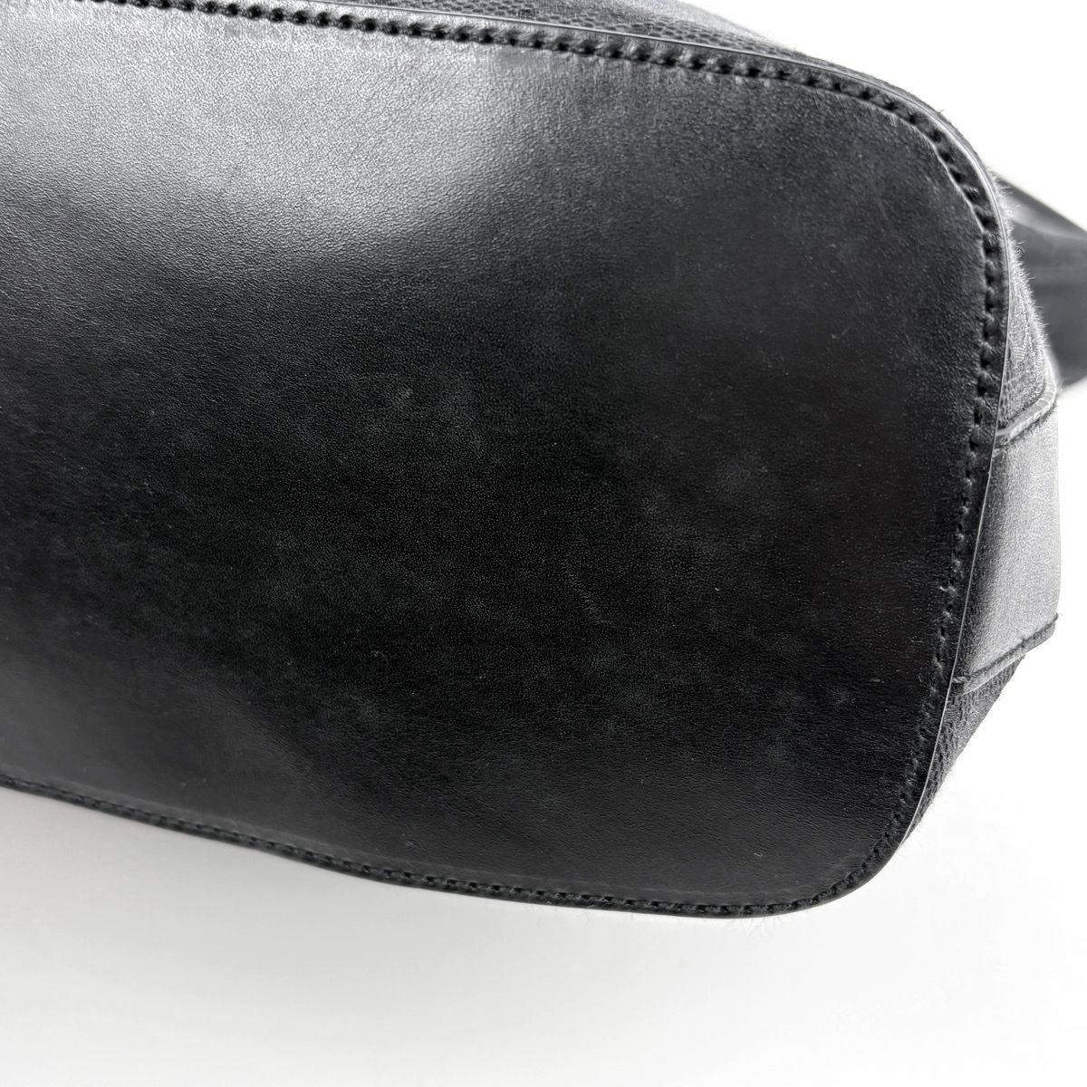 Gucci Shoulder Bag GG Pattern Canvas Black — view 3