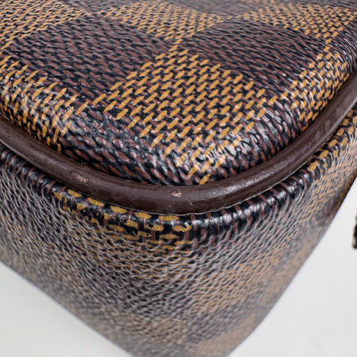 Louis Vuitton Ravello GM Shoulder Bag Damier Brown — view 3