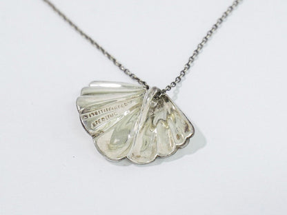 Tiffany & Co Shell Motif 925 Pendant Silver Necklace — view 5