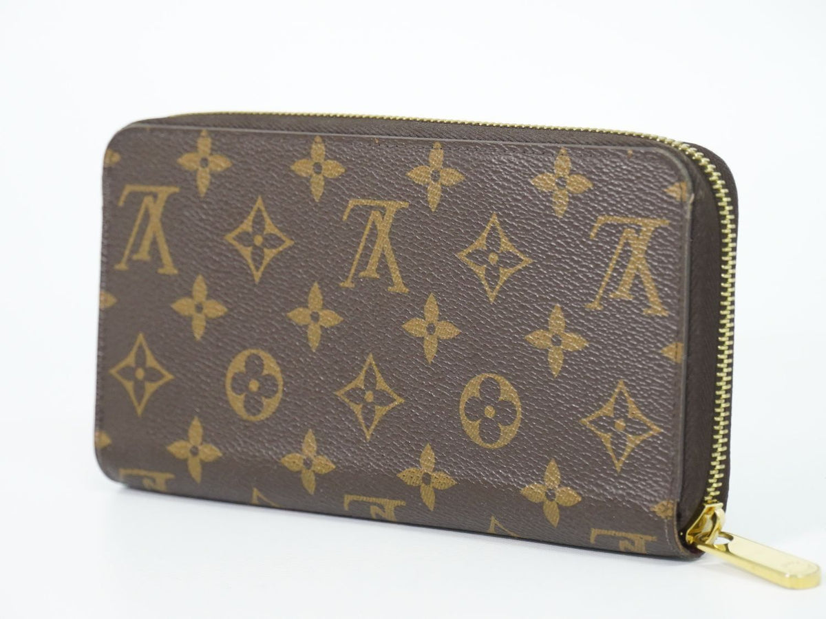 Louis Vuitton LV Zippy Wallet Monogram Zip Around Brown — view 2