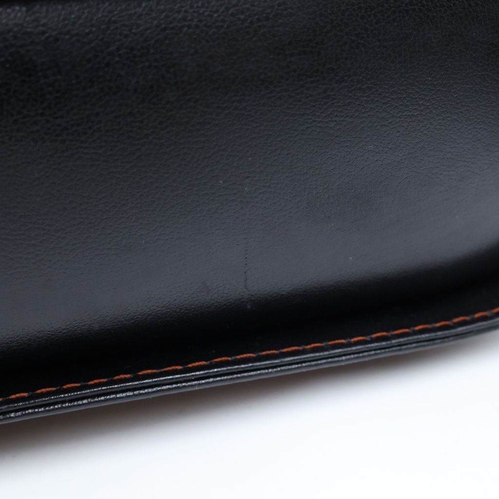 Saint Laurent Cut Out Shoulder Bag Vintage Leather Black — view 7