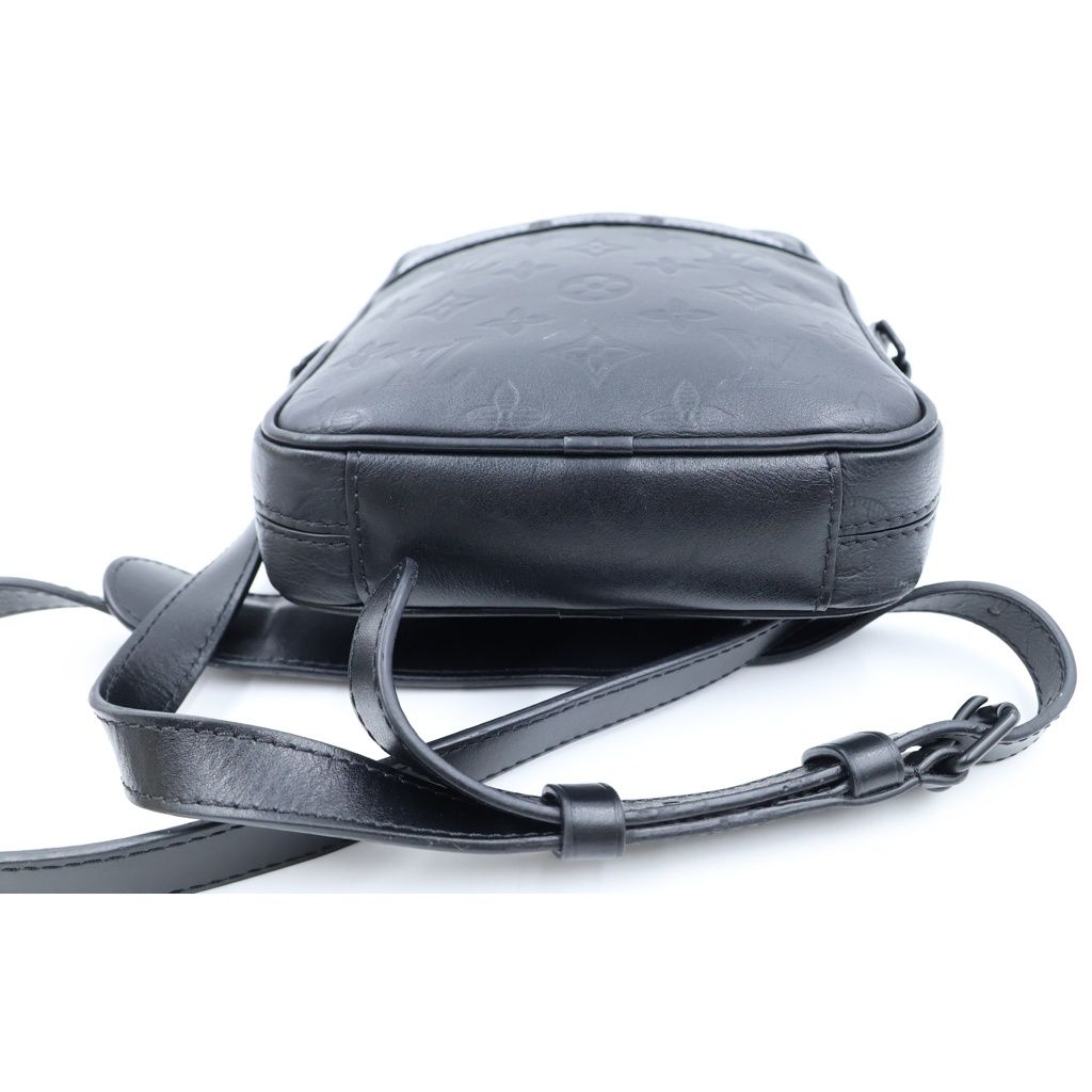 Louis Vuitton Monogram Shadow Danube PM NM Shoulder Bag Leather Black Noir — view 4