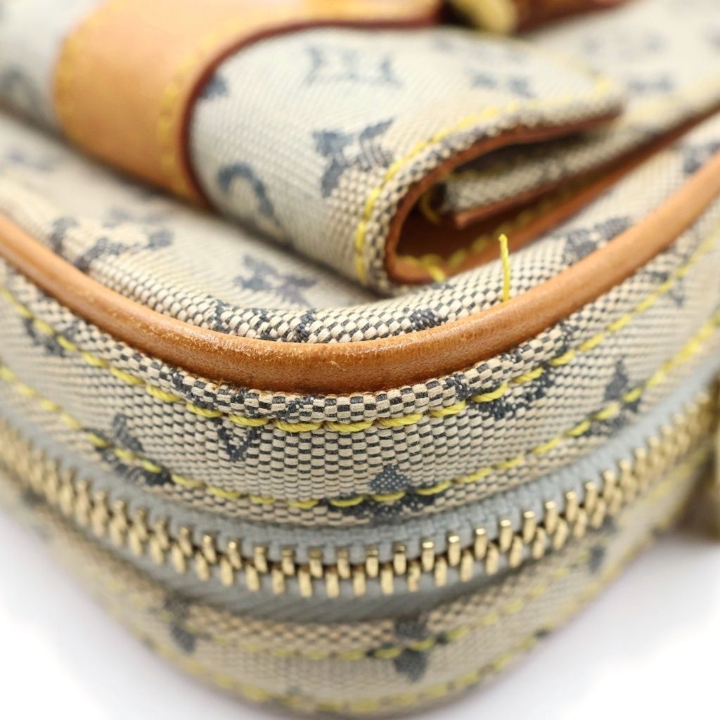 Louis Vuitton Monogram Mini Juliette PM Mini Shoulder Bag Beige Leather Canvas — view 5