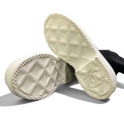 Chanel I2 Rubber Rain Boots Long CC Logo Black White — view 8