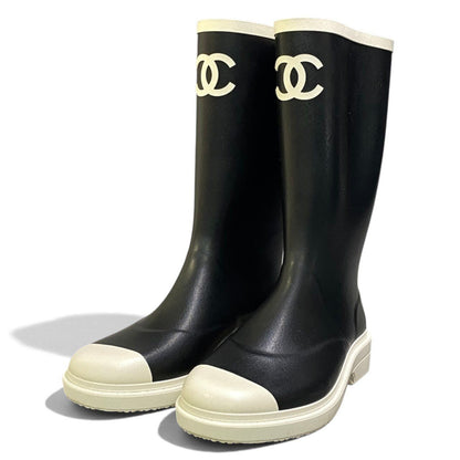 Chanel I2 Rubber Rain Boots Long CC Logo Black White