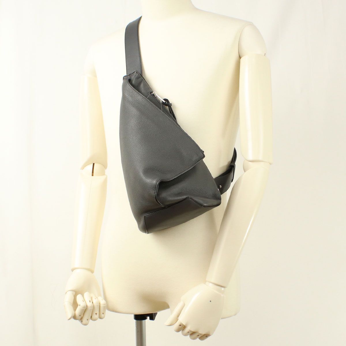 Loewe Anton Sling Belt Bag Calfskin — view 7