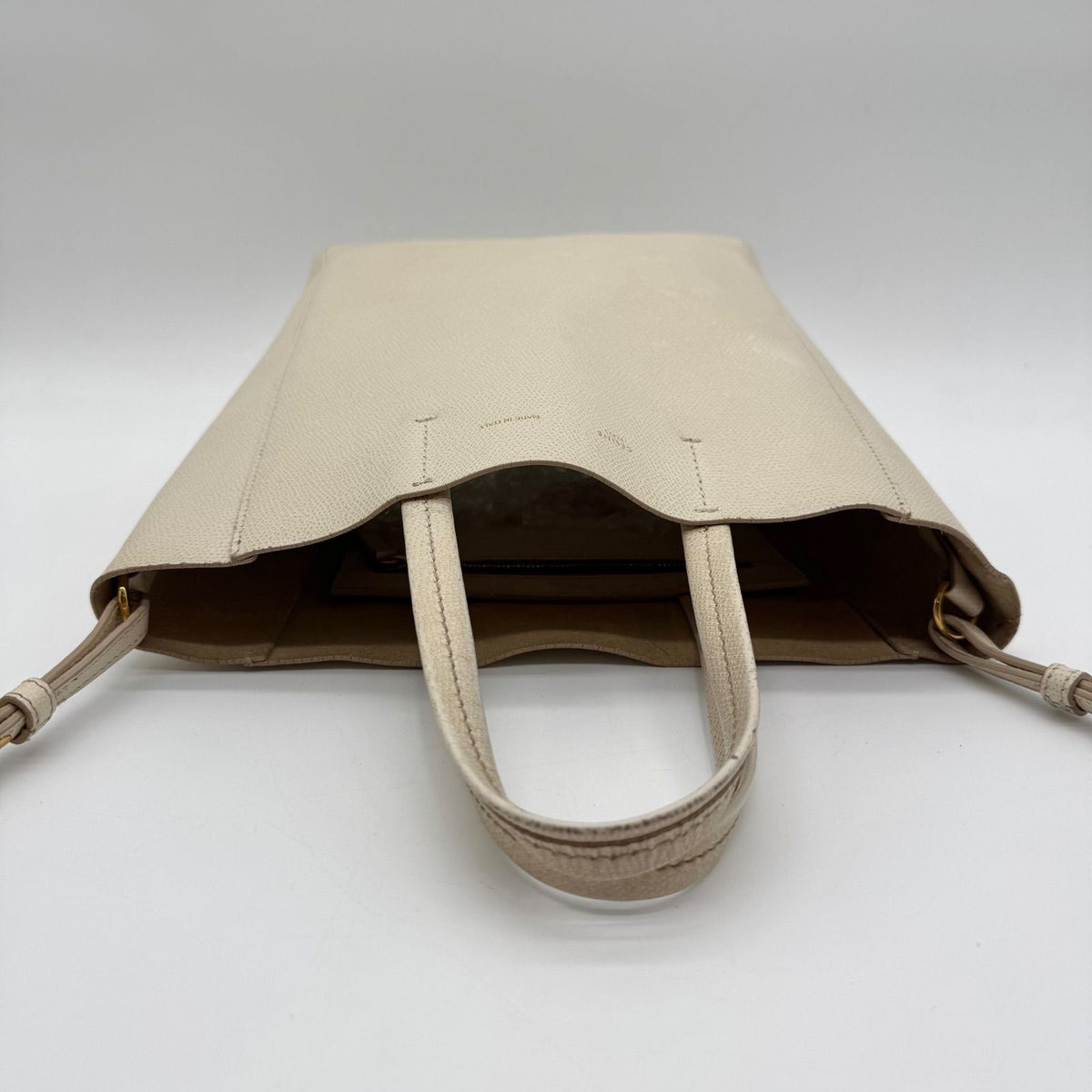 Celine Tote Vertical Cabas 2-Way Shoulder Bag Beige Leather — view 5