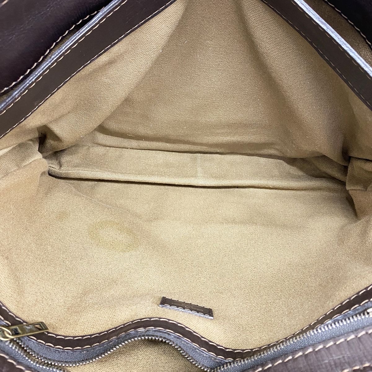 Louis Vuitton Shoulder Bag Utah Messenger Cafe — view 4