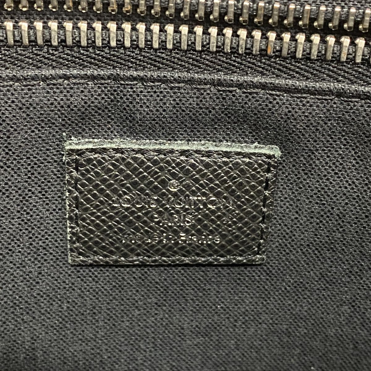 Louis Vuitton Shoulder Bag Taiga Roman PM Ardoise — view 5