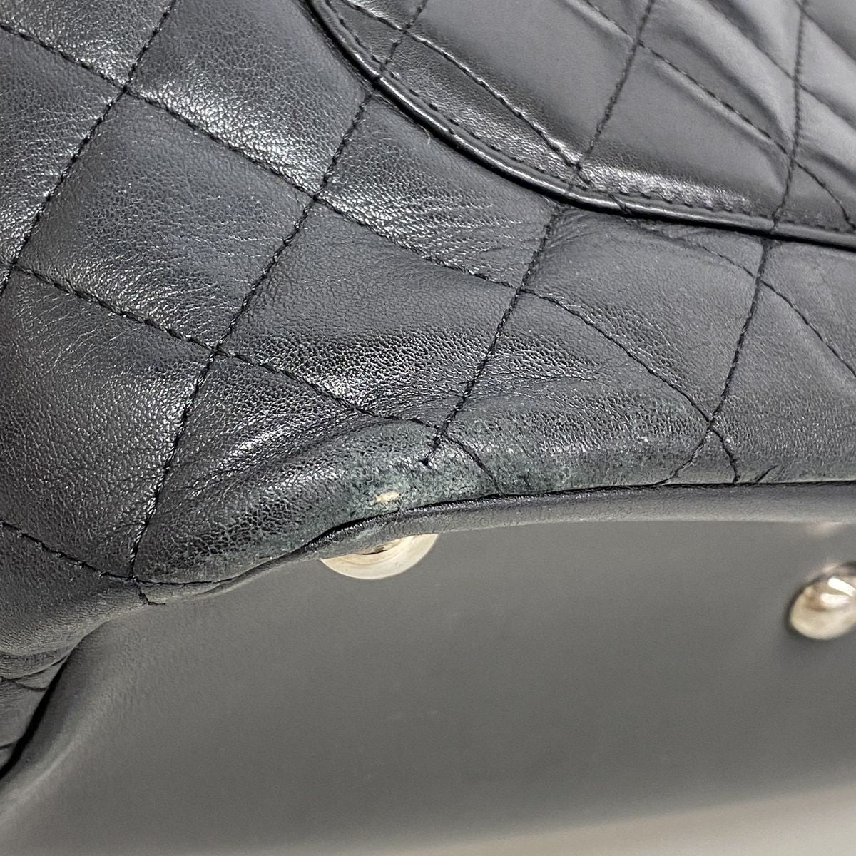 Chanel Tote Cambon Lambskin Black Gold — view 7