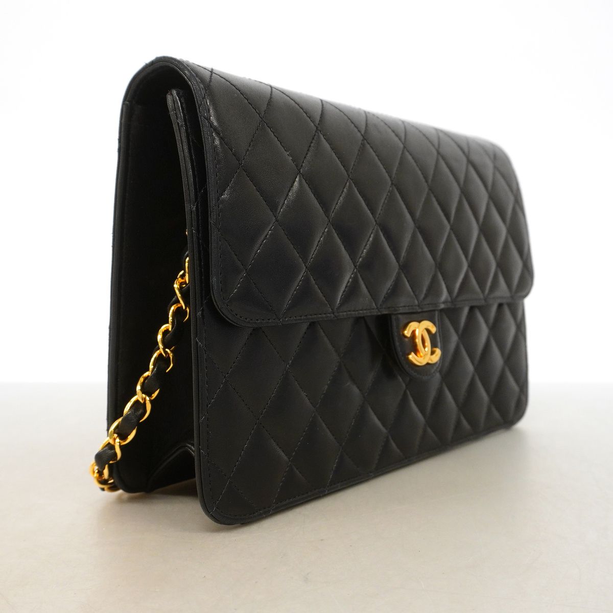 Chanel Shoulder Bag Quilted Lambskin Black Gold — view 2