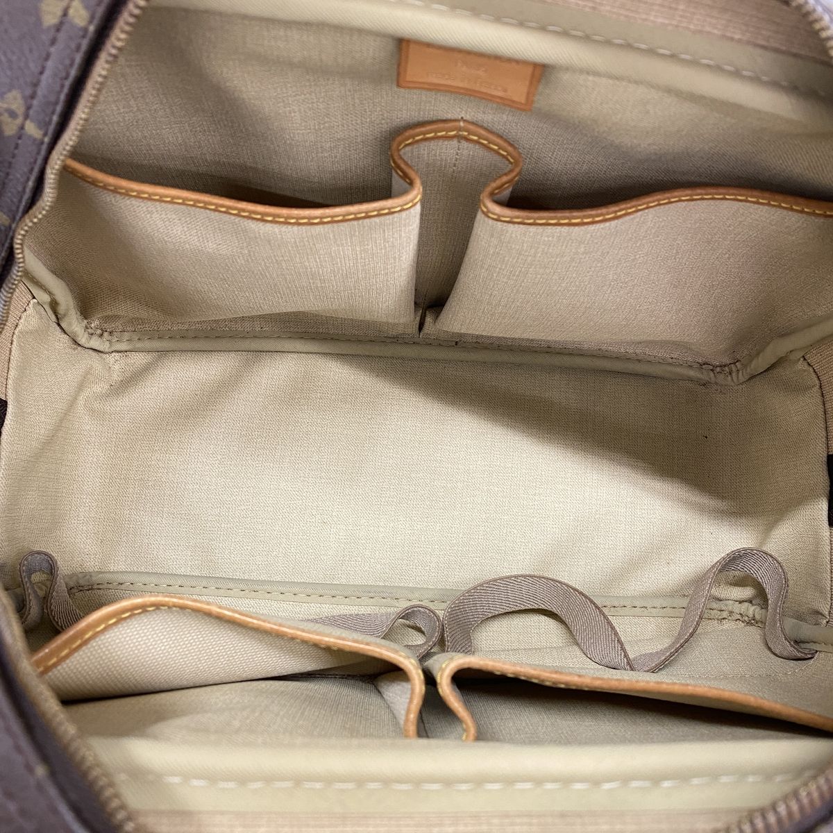 Louis Vuitton Handbag Monogram Deauville Brown — view 4