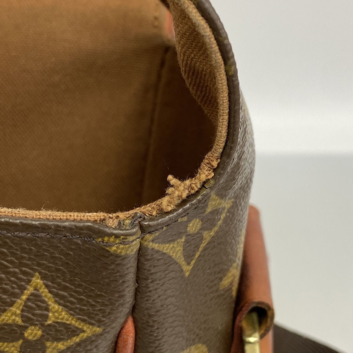 Louis Vuitton Shoulder Bag Monogram Abbesses Brown — view 7