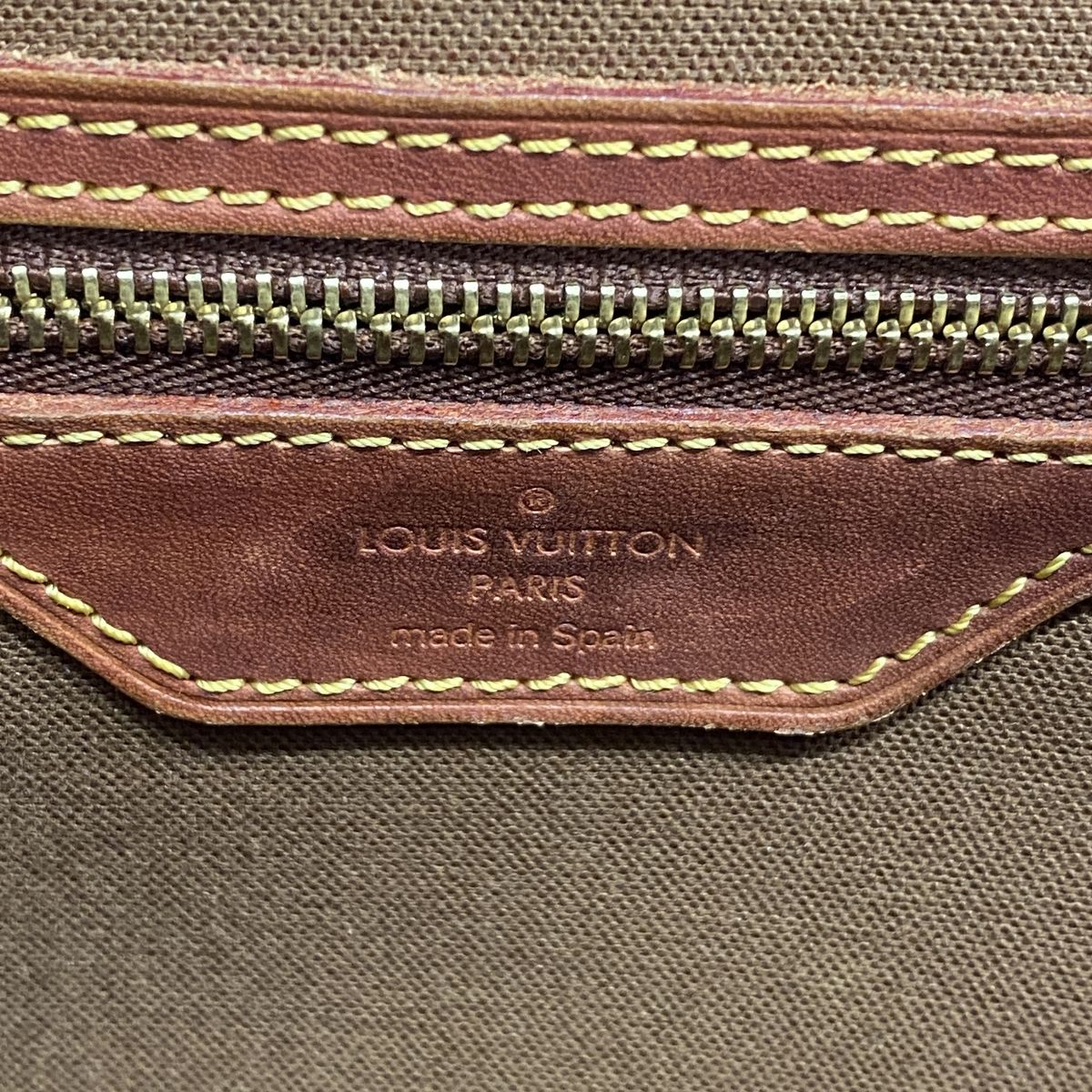 Louis Vuitton Shoulder Bag Monogram Abbesses Brown — view 5
