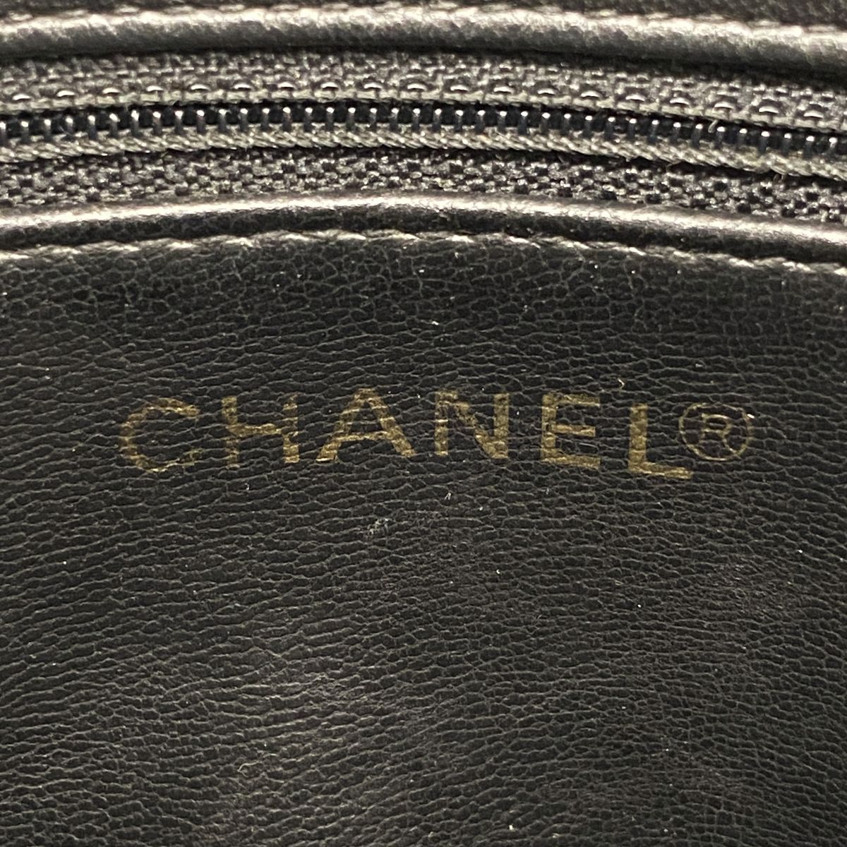 Chanel Chain Tote Quilted Lambskin Black Gold — view 5
