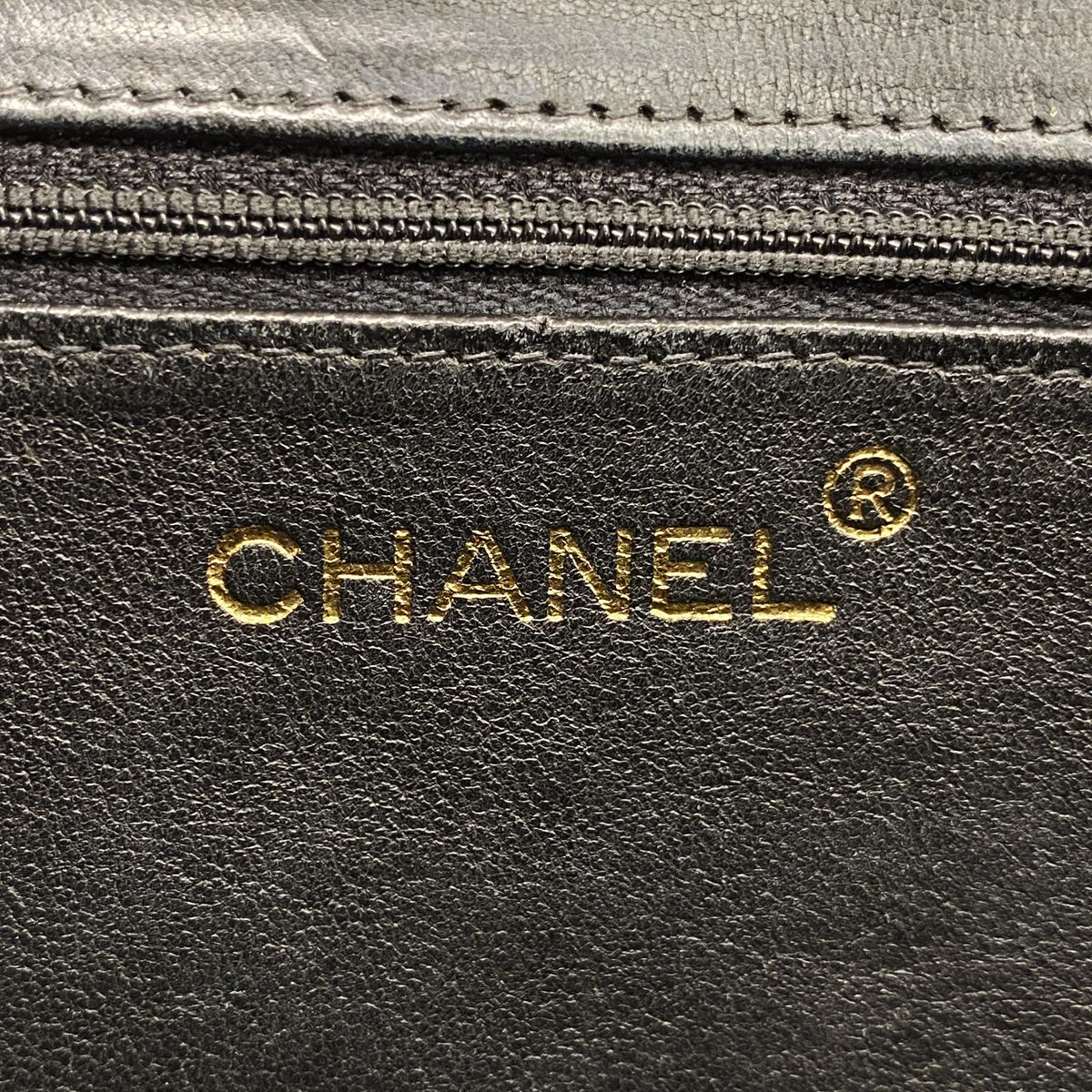 Chanel Shoulder Bag Quilted Lambskin Black Gold — view 5