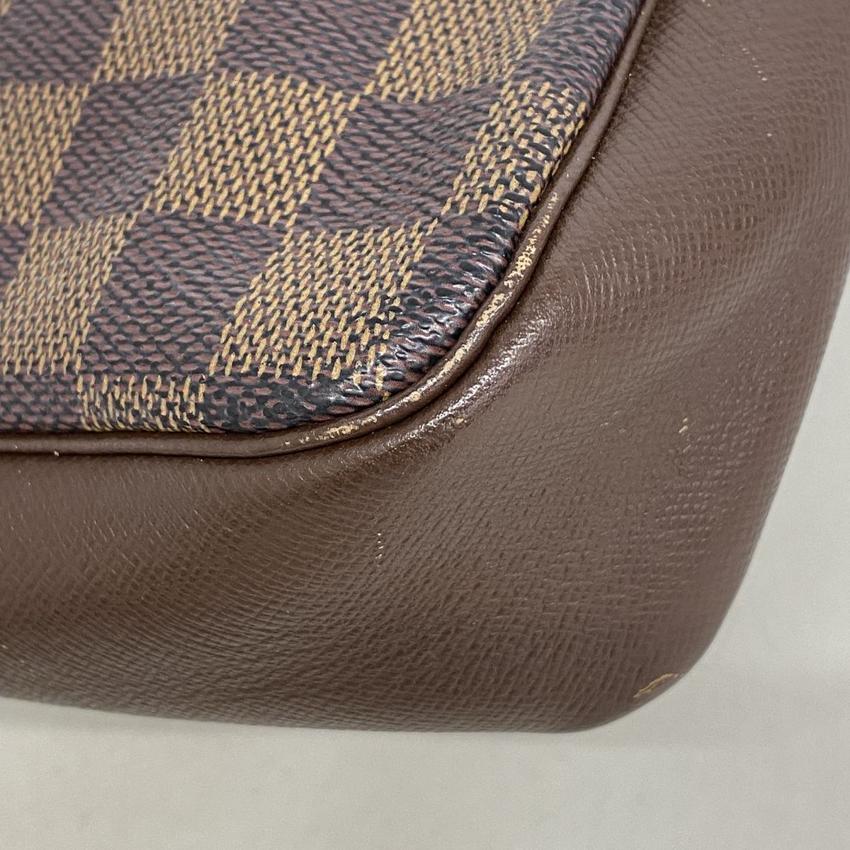 Louis Vuitton Pouch Damier Trousse Makeup Ebene — view 6