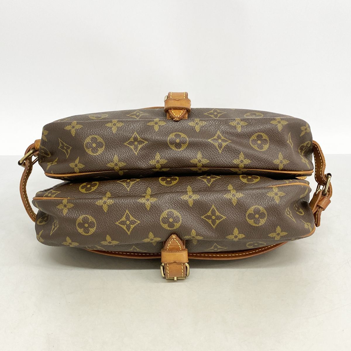 Louis Vuitton Shoulder Bag Monogram Saumur 30 Brown — view 3