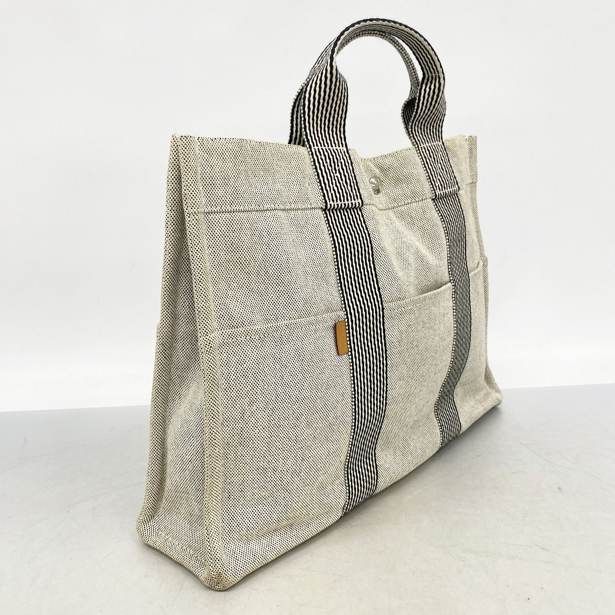 Hermes Tote New Fourre Tout MM Canvas Gray Silver — view 2