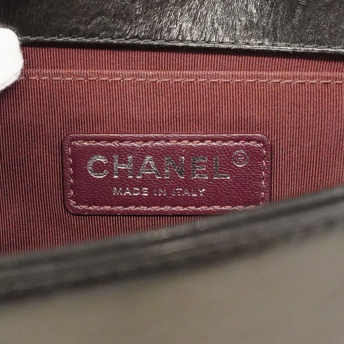 Chanel Shoulder Bag Boy Calfskin Black Silver — view 5