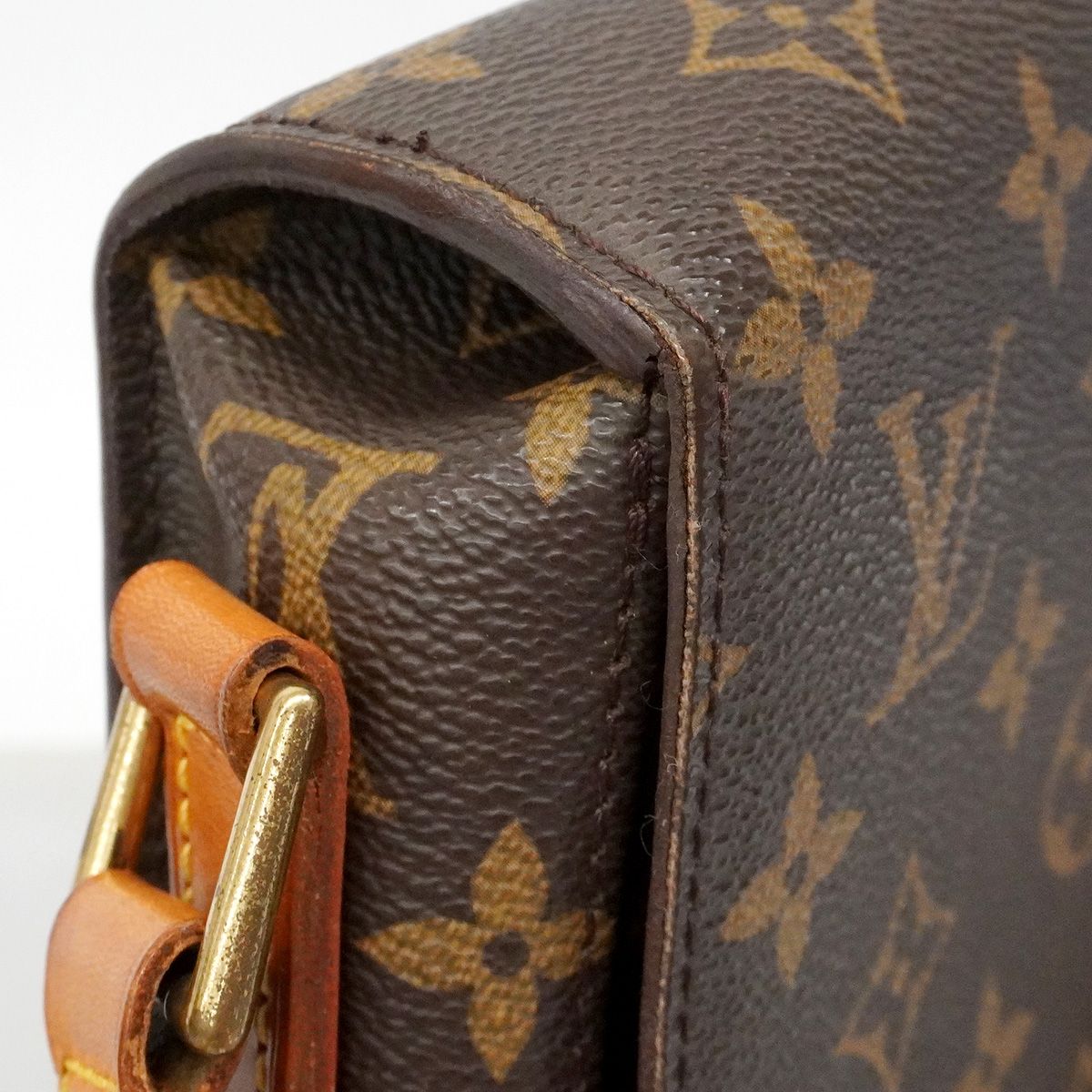 Louis Vuitton Shoulder Bag Monogram Saint-cloud GM Brown — view 7