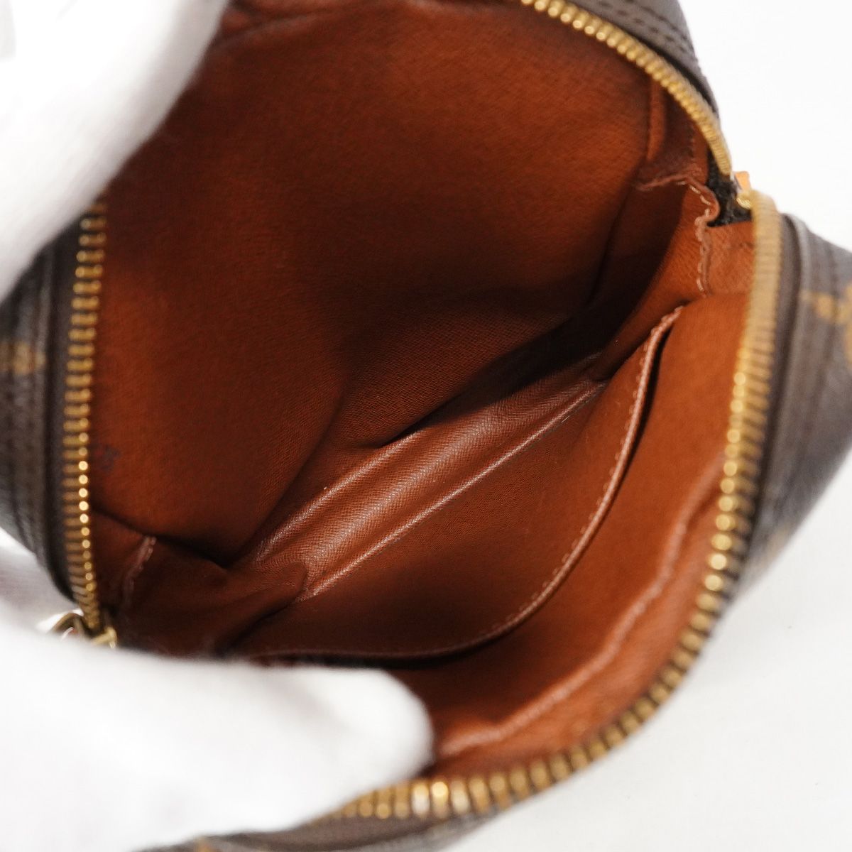 Louis Vuitton Shoulder Bag Monogram Danube Brown — view 4