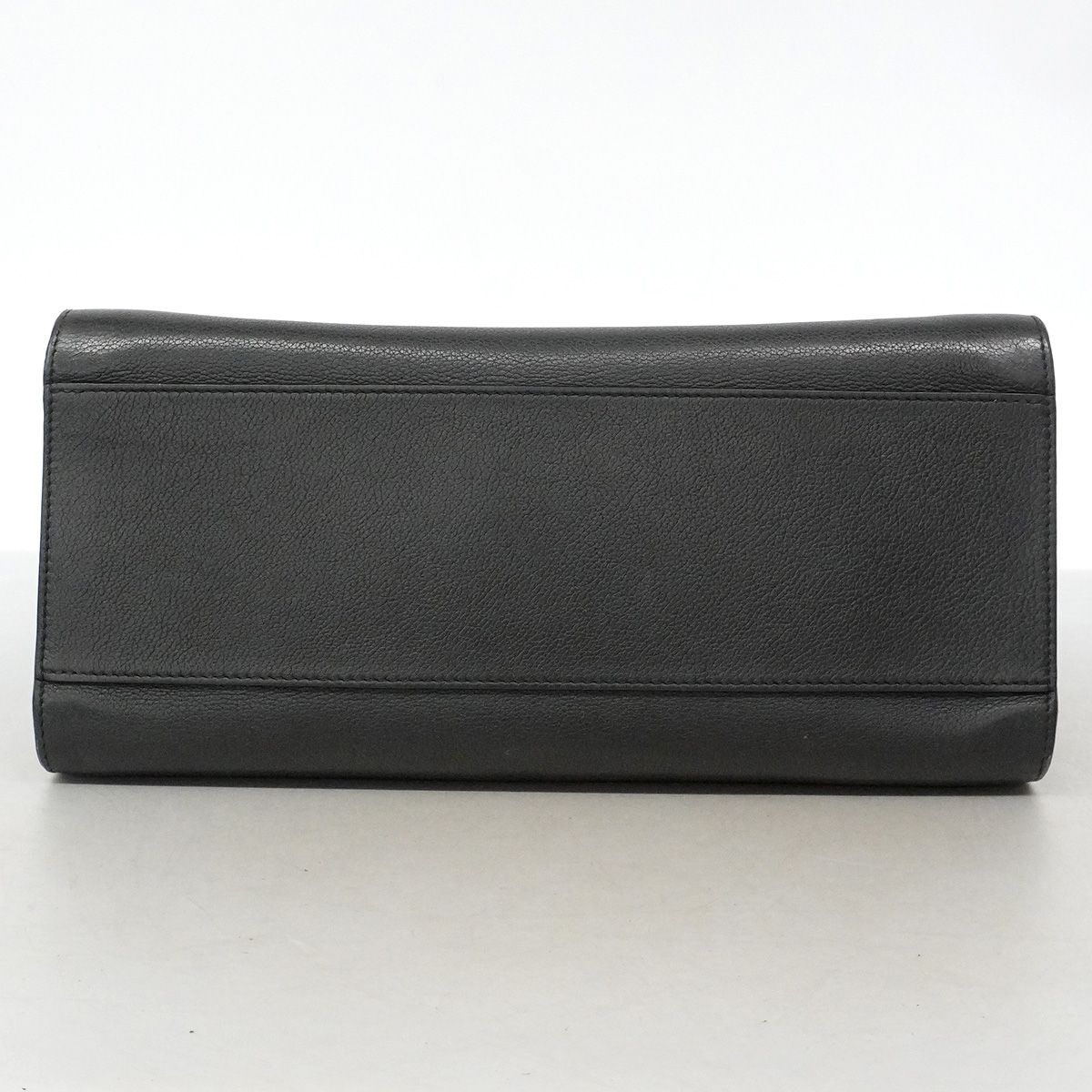 Louis Vuitton Tote Lockme MM Noir — view 3