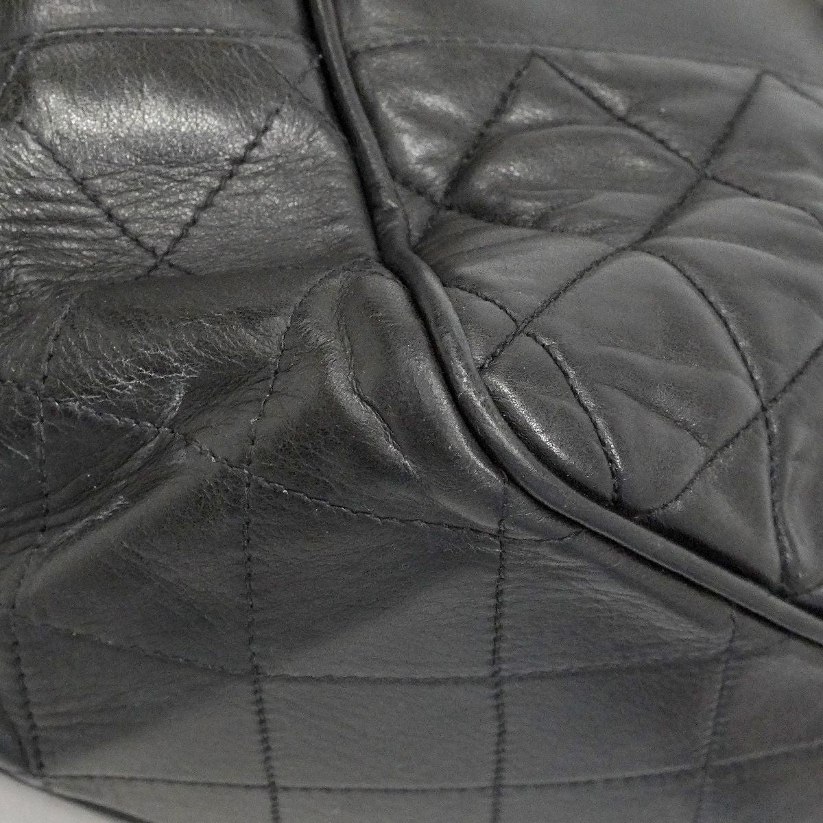 Chanel Chain Tote Quilted Lambskin Black Gold — view 7