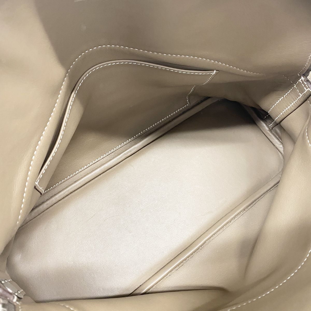 Hermes Handbag Bolide 31 Taurillon Clemence Etoupe Silver — view 4